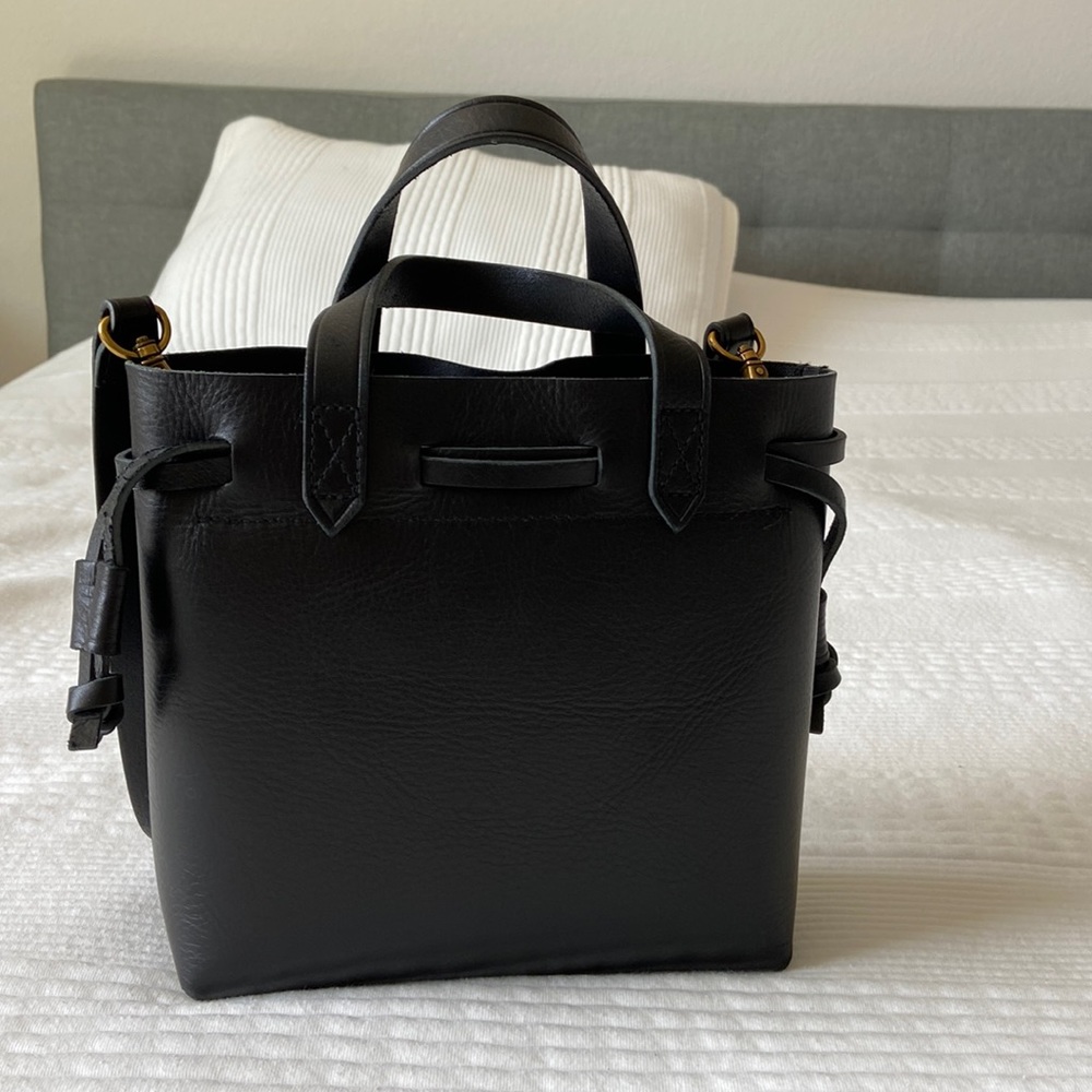 Small crossbody bag
